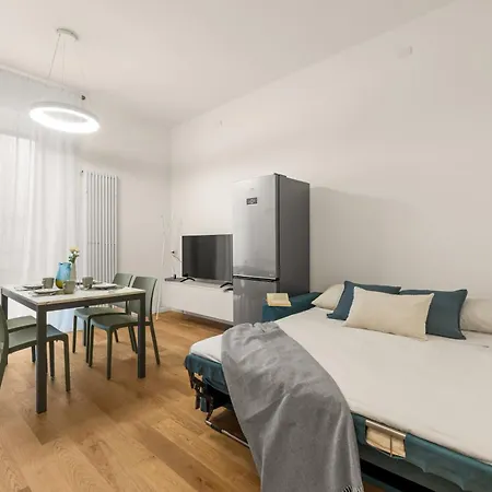 Stayeasy Copernico22 - Station New Lägenhet